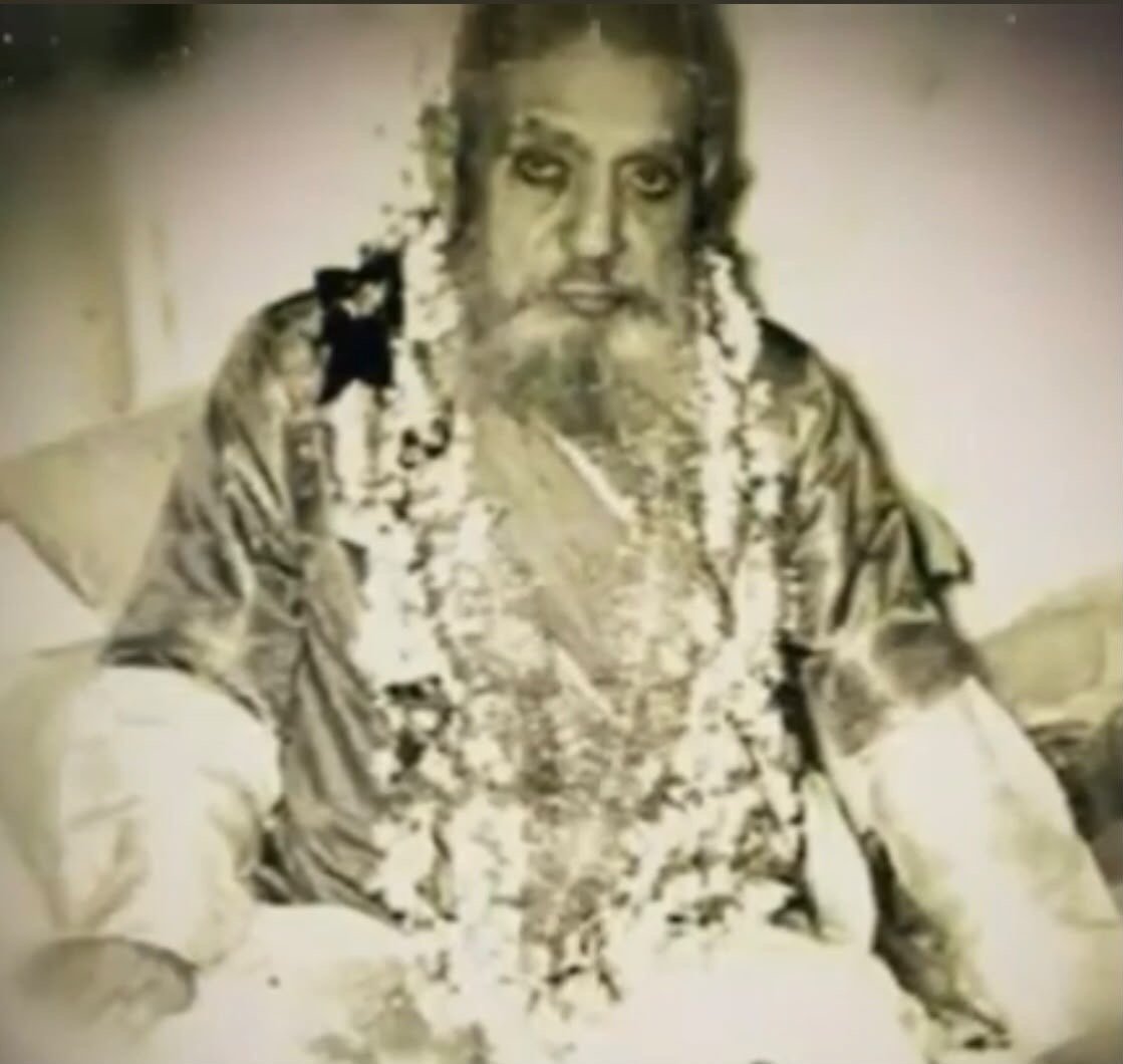 Photograph of Hazrat Bahrul Uloom Muhammad Abdul Qadeer Hasrat