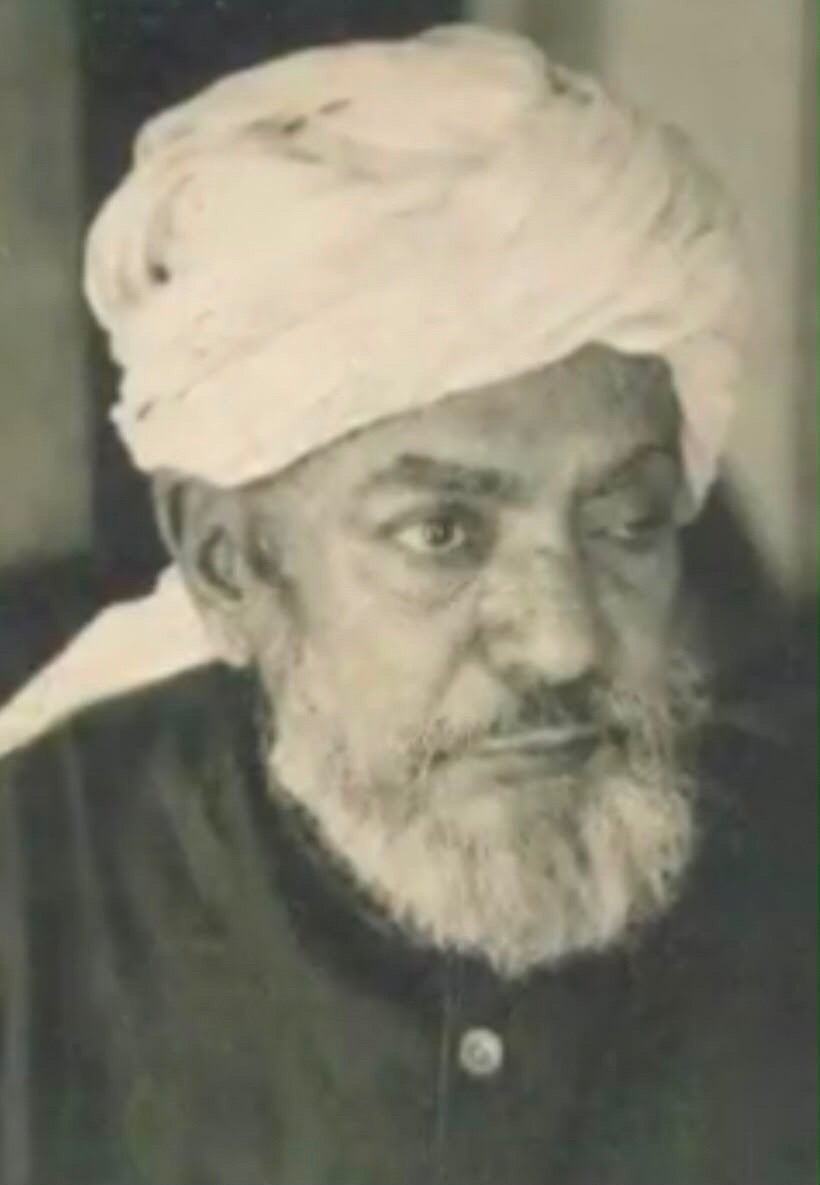 Photograph of Hazrat Bahrul Uloom Muhammad Abdul Qadeer Hasrat